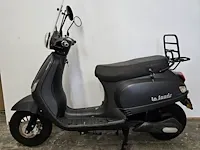 La souris elektrische scooter