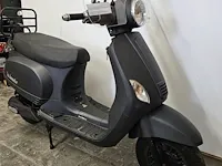 La souris elektrische scooter - afbeelding 4 van  8