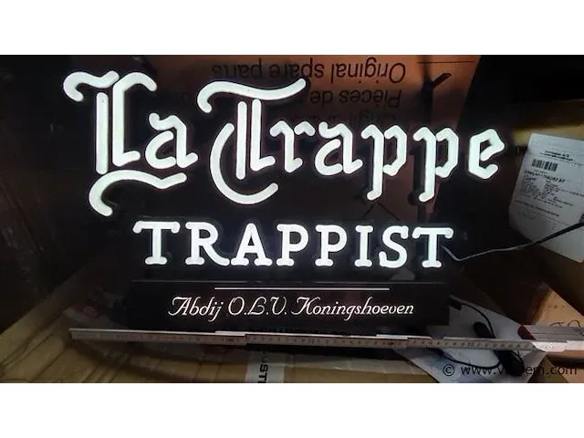 La trappe originele neon led reclame paneel - afbeelding 1 van  10