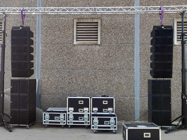 Lab gruppen / turbosound - tfa-600 - flex array system - afbeelding 32 van  37