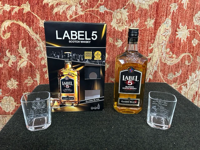 Label 5 - afbeelding 1 van  6