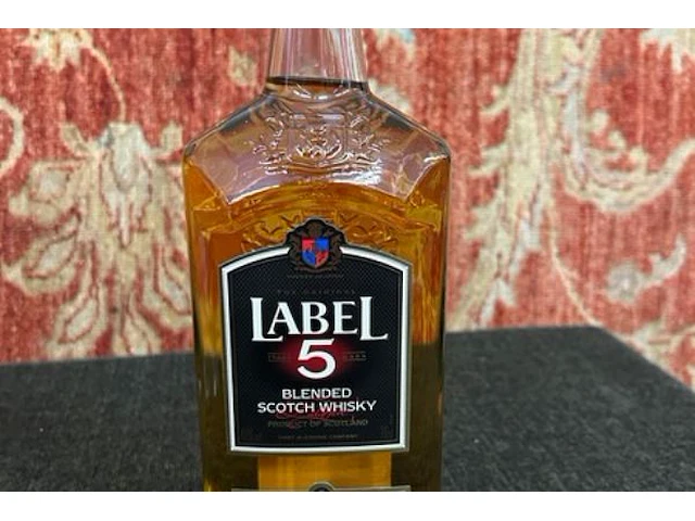 Label 5 - afbeelding 2 van  6