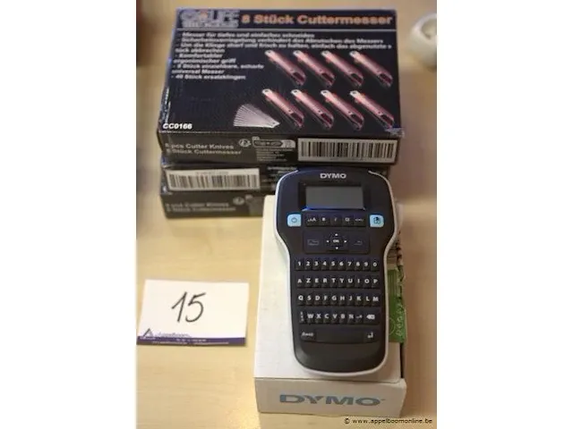 Labelprinter plus lot snijmessen - afbeelding 1 van  1