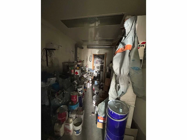Laboratorium cabine met afzuiging - afbeelding 9 van  11