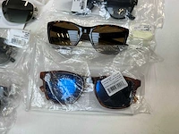 Lacoste zonnebril (10x) - afbeelding 4 van  9