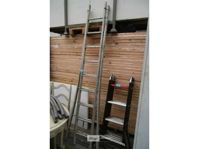 Ladder ± 5 m/ 18 sporten - afbeelding 1 van  4