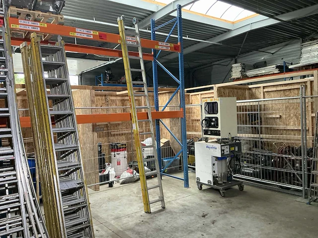 Ladder - afbeelding 1 van  3
