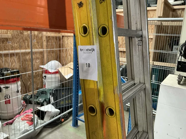 Ladder - afbeelding 3 van  3