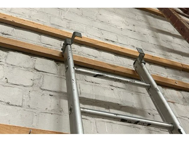 Ladder - afbeelding 2 van  3