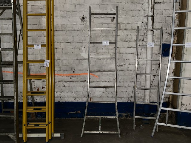 Ladder - afbeelding 1 van  3