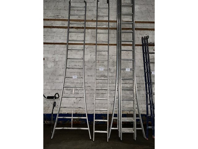 Ladder - afbeelding 1 van  3