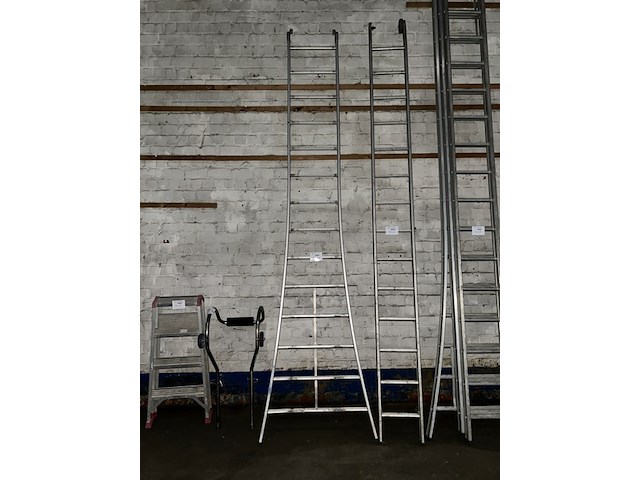 Ladder - afbeelding 1 van  3