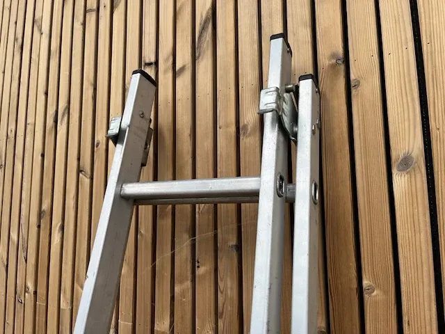 Ladder - afbeelding 3 van  4