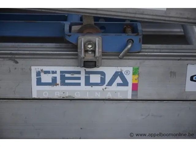 Ladderlift geda lift 250comfort plus stalen liftbak, laddersteunen afstandsbediening - afbeelding 6 van  6