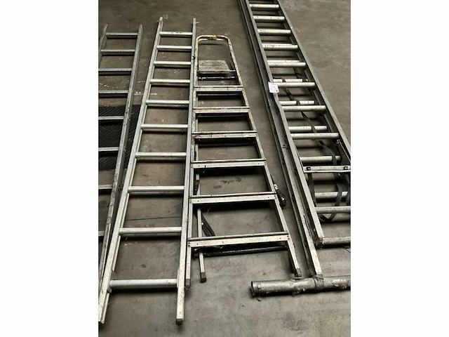 Ladders (4x) - afbeelding 4 van  7