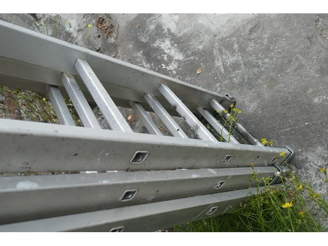 Ladders + oprijramp - afbeelding 3 van  4