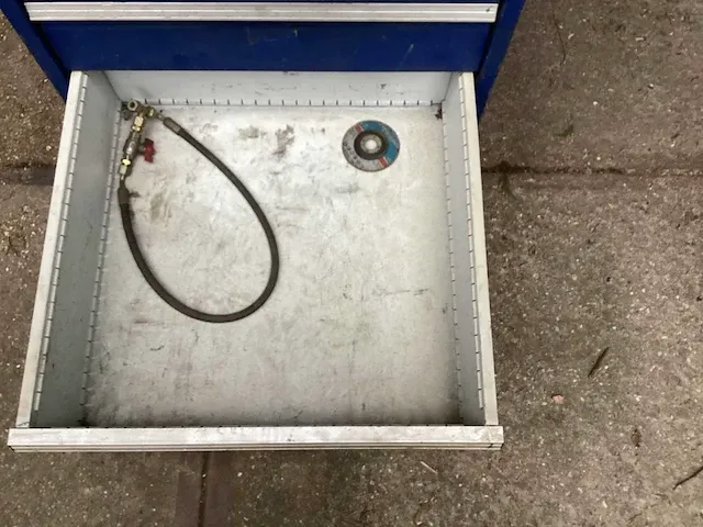 Ladekast met 7 laden incl alle gereedschappen en tool houders ( 1 schuif ontbreekt) - afbeelding 3 van  11