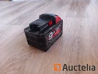 Lader + 1 accu 5 ah - afbeelding 7 van  10
