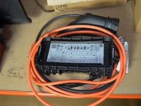 Lader elektrische wagen aptiv - afbeelding 1 van  5