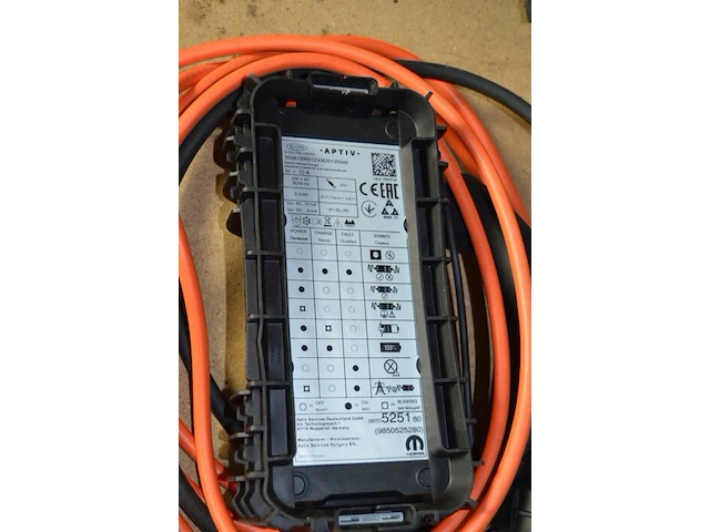 Lader elektrische wagen aptiv - afbeelding 3 van  5