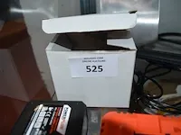 Lader en batterij powerplus powdp9051 , lader powerplus zonder batterij powx0057, pistool hogedrukreiniger, steekschup zonder steel - afbeelding 2 van  6