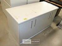 Lage houten bureelkast - afbeelding 1 van  1
