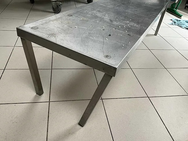 Lage rvs werktafel afm plm 150 x 46 x 40cm - afbeelding 2 van  4