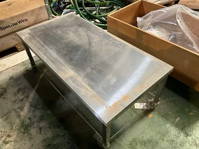Lage rvs werktafel - afbeelding 4 van  4