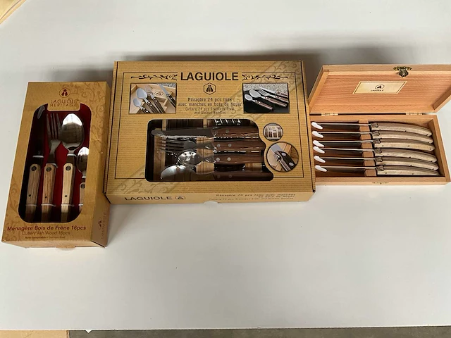 Laguiole besteksets en steakmessen - afbeelding 1 van  8