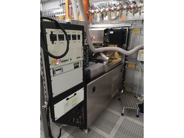 Lam rainbow tcp 9600se ii standalone with dsq - 150mm plasma etch - afbeelding 10 van  16