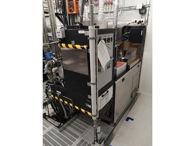 Lam rainbow tcp 9600se ii standalone with dsq - 150mm plasma etch - afbeelding 11 van  17