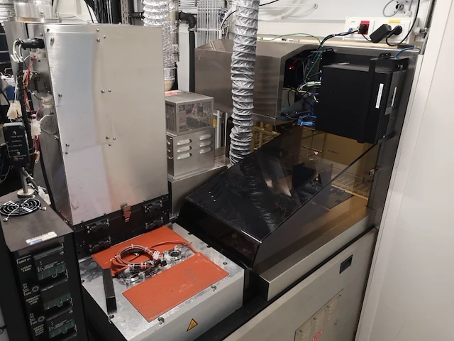 Lam rainbow tcp 9600se ii standalone with dsq - 150mm plasma etch - afbeelding 13 van  17