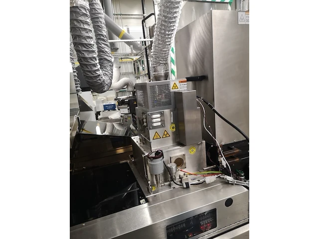Lam rainbow tcp 9600se ii standalone with dsq - 150mm plasma etch - afbeelding 2 van  18