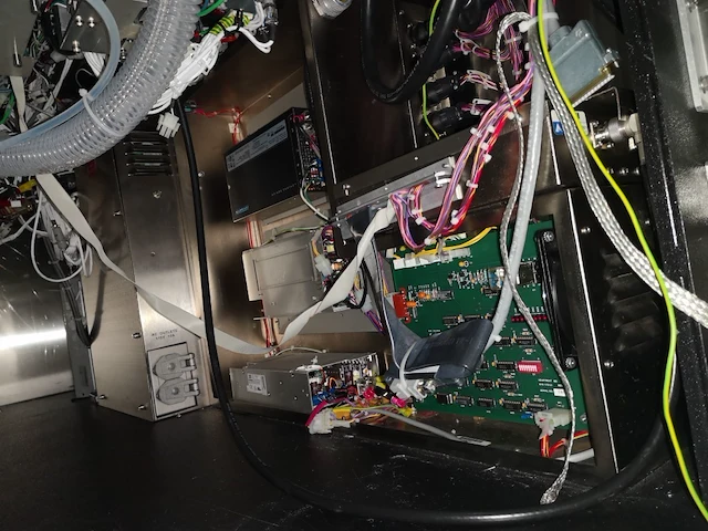 Lam rainbow tcp 9600se ii standalone with dsq - 150mm plasma etch - afbeelding 4 van  18