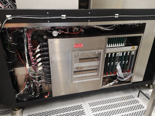 Lam rainbow tcp 9600se ii standalone with dsq - 150mm plasma etch - afbeelding 5 van  18