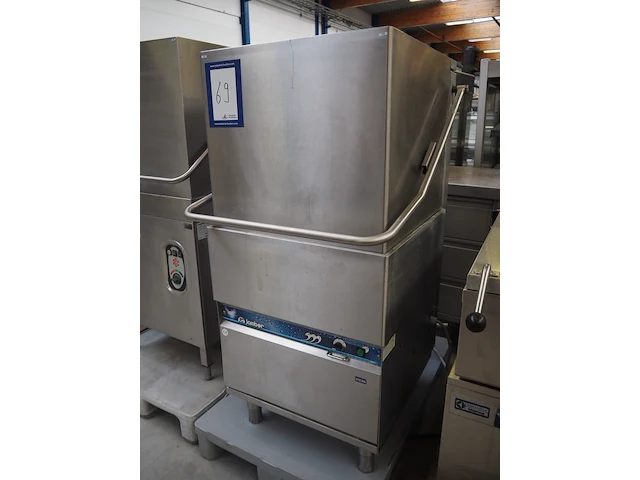 Lamber - afbeelding 1 van  6