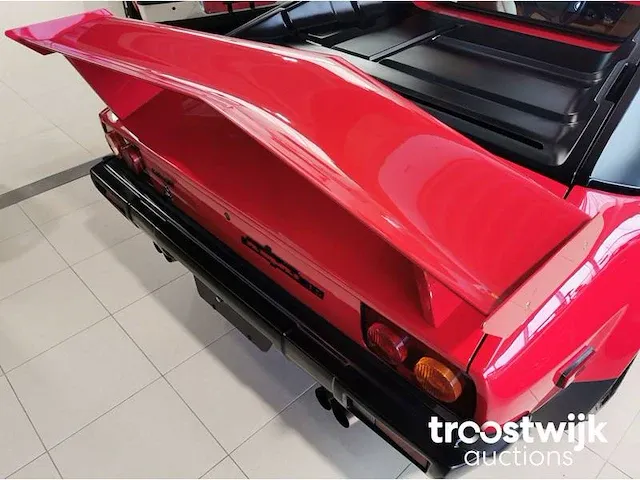 Lamborghini jalpa p350 v-8 - afbeelding 4 van  33