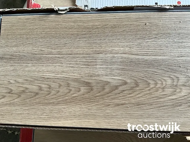 Laminaatvloer circa 12 m2. - afbeelding 1 van  2
