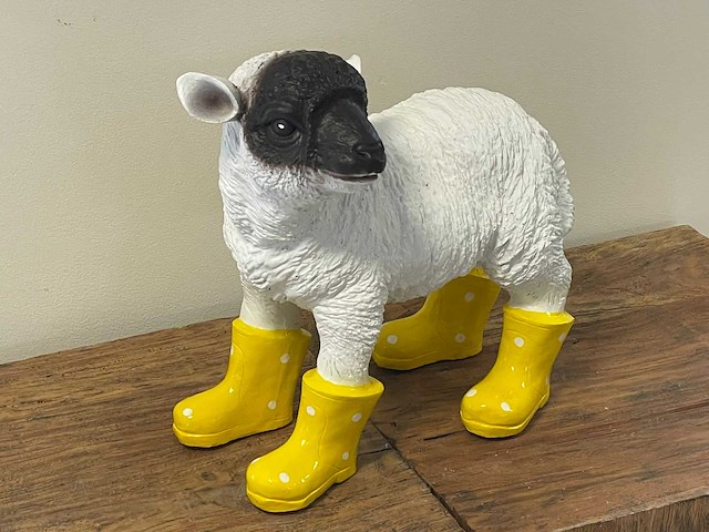 Lammetje met gele botjes h33cm - afbeelding 1 van  2