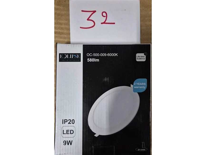 Grote partij div. lampen: wo. inbouw- en opbouwspots, verstralers, led- en party lampen, peer leds enz.