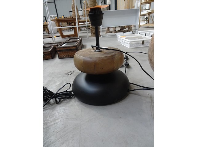 Lamp zonder kap - afbeelding 1 van  2