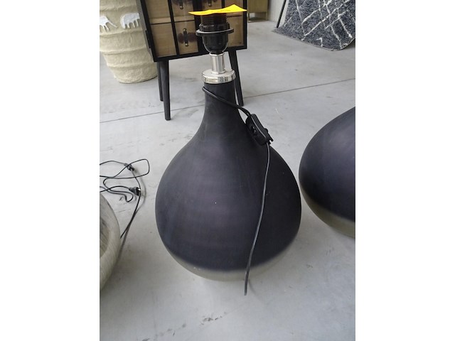 Lamp zonder kap - afbeelding 1 van  1