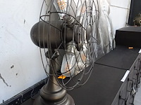 Lamp - afbeelding 2 van  2