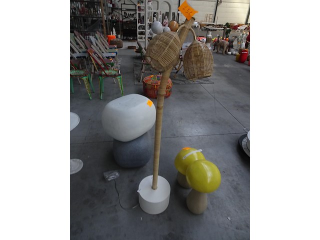 Lamp - afbeelding 1 van  2