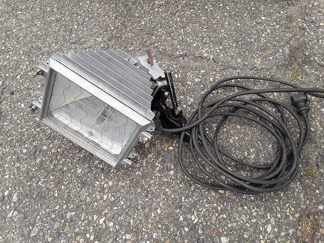 Lamp - afbeelding 1 van  2