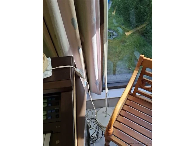 Lampadaire - afbeelding 2 van  2
