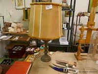 Lampadère in zwaar metaal - afbeelding 1 van  1