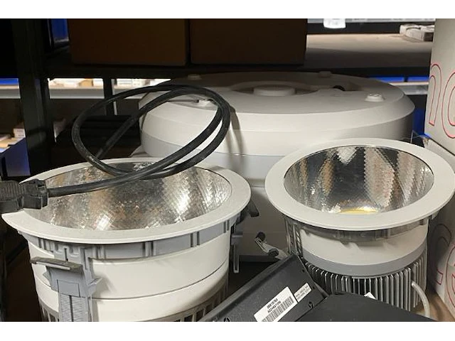 Lampen en lampkapjes - afbeelding 7 van  11