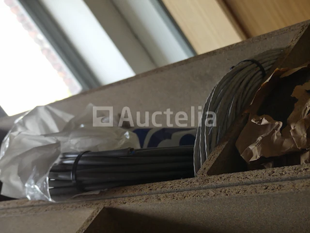 Lampen, hardware, ... - afbeelding 9 van  11