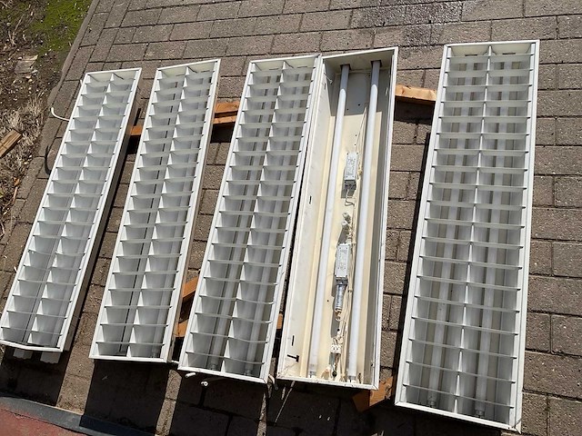 Lampen tl bakken - afbeelding 1 van  4